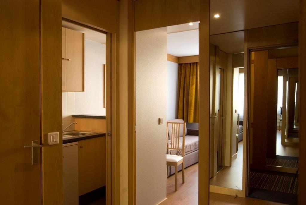 Inter-Residences Paris XV Исси-ле-Мулино Экстерьер фото
